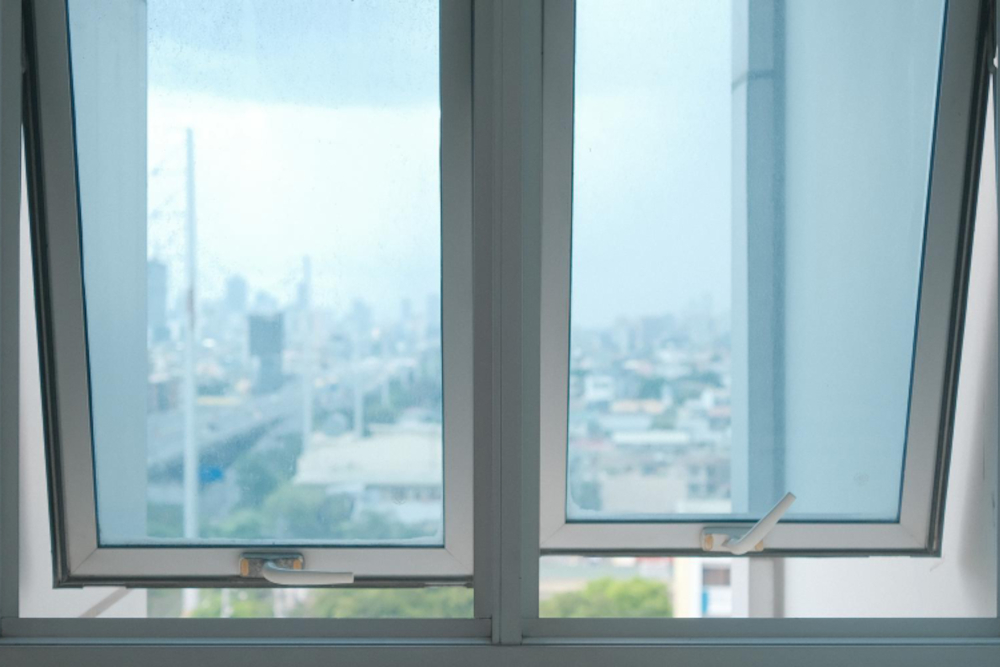 Bridgeport Awning Windows