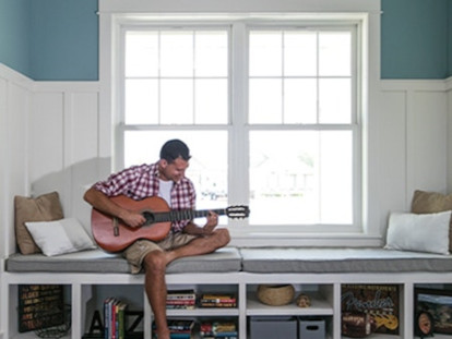 Bridgeport Double-Hung Windows